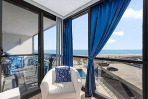 Living area - Golden Sands 317 - 2br 2 bath, ocean views, indoor/outdoor pools , game room and exercise room, (Ocean City)