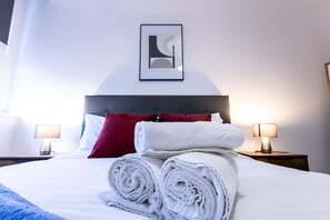 Iron/ironing board, free WiFi, bed sheets