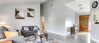 Port Charlotte Home Near Beaches & Dining