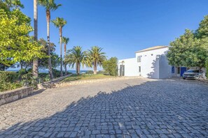 Exterior - Villa Alice - Ocean views, Pool, Tennis court (Ferragudo)
