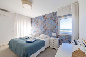 5 bedrooms, iron/ironing board, travel cot, WiFi