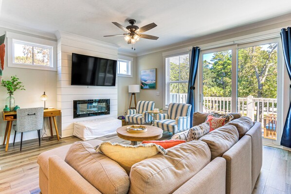 House (5 Bedrooms) | Interior