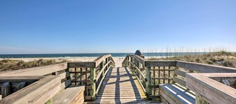 Pool & Beach Access! Walkable St Augustine Condo