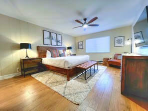 2 عدّة غرف نوم ومكواة/لوح كي وواي فاي مجانًا وملاءات أسرّة