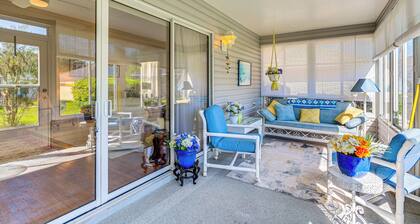 Walk to Golf & Pool: Pet-friendly Villages Home