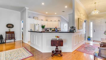 House (3 Bedrooms) | Bahagian dalam