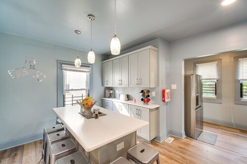 4 Mi to Dtwn: Home w/ Patio in Cleveland!