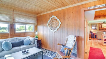 Casa (2 Bedrooms) | Interior