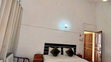 Deluxe Double Room, Pool View | Free WiFi