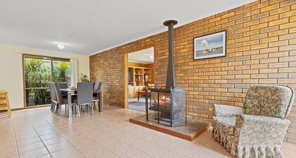 The Hideaway - This holiday house is your gateway to unforgettable memories