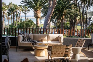 하우스 | 4 개의 침실, 책상, 인터넷