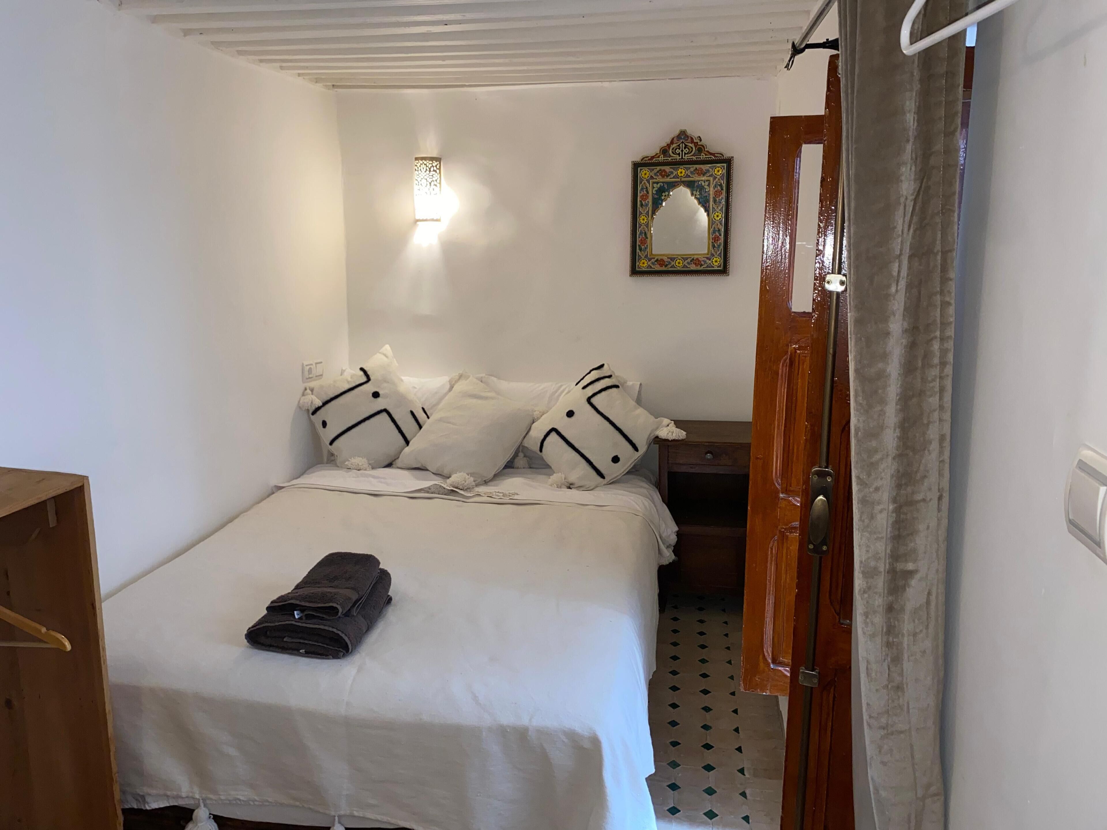 3 bedrooms, WiFi, bed sheets