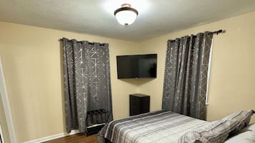 2 dormitorios, tabla de planchar con plancha, wifi y ropa de cama