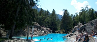 Bedroom 2 with en-suite bathroom