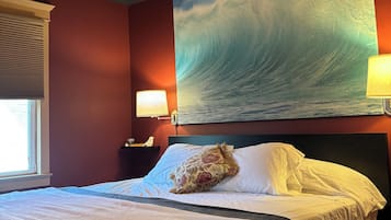2 bedrooms, travel crib, free WiFi, bed sheets