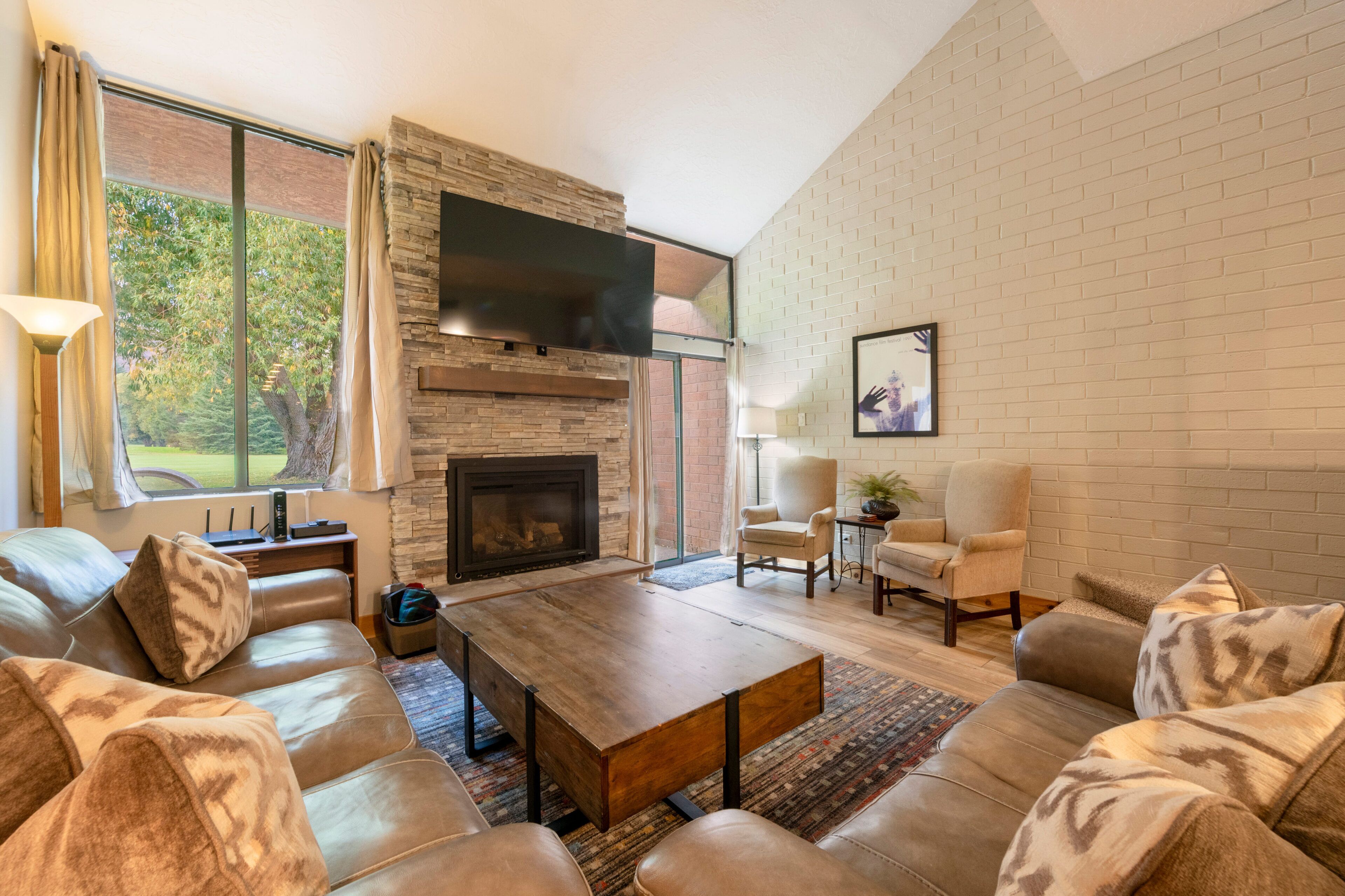 TV connectée, cheminée