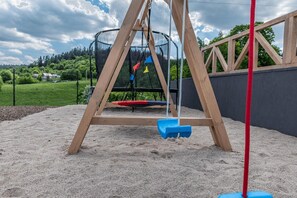 Children’s area - Cottage in Duszniki Zdrój with Panoramic View (Duszniki Zdrój)