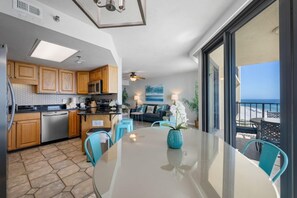 Dining - Phoenix III 3083 | 1 BR Sleeps 4| Beachfront (Orange Beach)