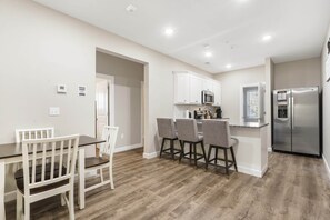 Dining - Branson’s Like Home Hideaway (Branson)