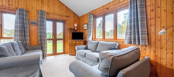 Divach Lodge @ Lochletter Lodges. A 3 bedroom lodges in beautiful Glen Urquhart.