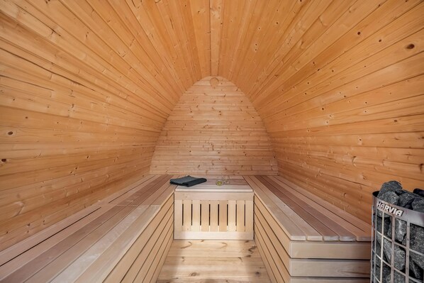Sauna - Fantastic holiday home in Søndervig with outdoor sauna, outdoor shower, and. (Ringkøbing)