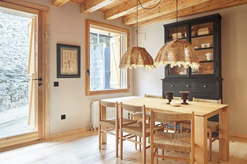 Era Artiga by FeelFree Rentals