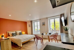 1 chambre, lit parapluie, Wi-Fi gratuit, draps fournis