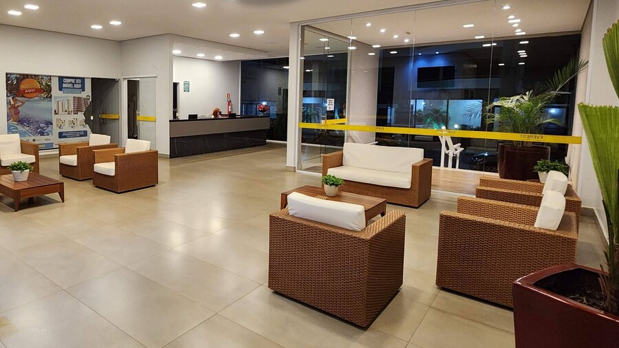 Everest Flat Service - HotFérias