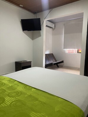 Hypo-allergenic bedding, free WiFi - HOTEL DESCANSO INN VILLAVICENCIO  (Villavicencio)