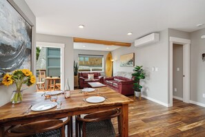 Smart TV, DVD player, table tennis, offices