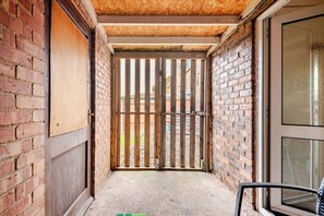 Interior - Entire House| Long Stays in Gloucester|Contractors (Longlevens)