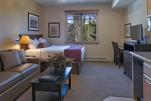 2 dormitorios, tabla de planchar con plancha, wifi y ropa de cama