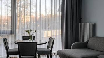 1 bedroom, desk, laptop workspace, blackout curtains