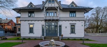 Roze Peldu Residence