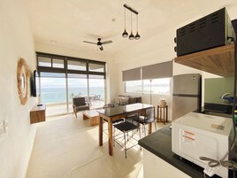 Junior Suite, Ocean View | Private kitchen | Fridge, stovetop, blender, toaster oven