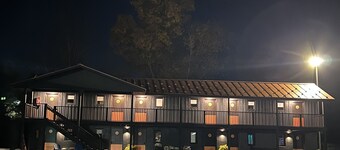 Lincoln Boutique Motel- Lower Room #6
