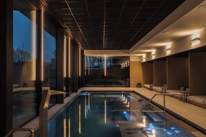 Indoor pool - Anatura Hotel & Spa Luxembourg (Weiswampach)