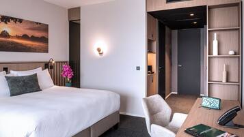 Comfort Double or Twin Room, Garden View | Premium bedding, pillow-top beds, minibar, in-room safe