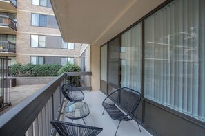 Comfort Apartment, City View | Balcony