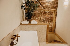 Hair dryer, towels