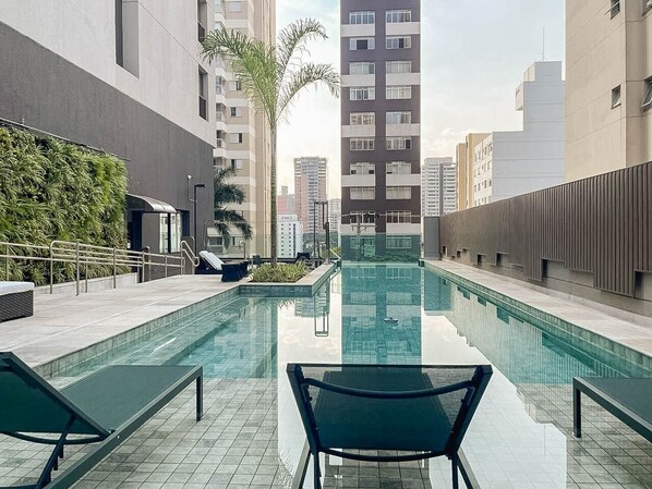 Outdoor pool - Haus Mitre Perdizes (São Paulo)