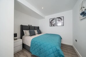 1 Schlafzimmer, Bügeleisen/Bügelbrett, Reisekinderbett, kostenloses WLAN