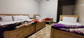 Deluxe Double Room, Mountain View | Soundproofing, iron/ironing board, free WiFi - New Shaheen Park Hotel (Balakot)