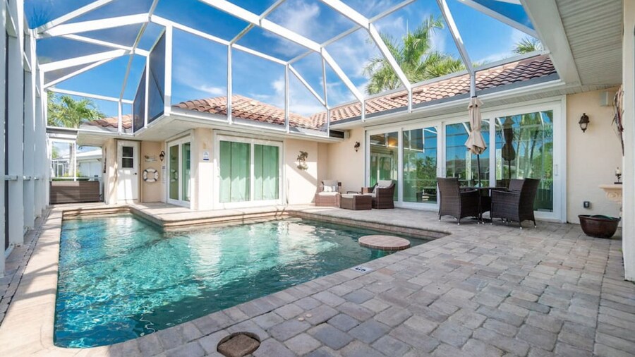 V Hibiscus Free Heated Pool Dock Bikes Kayaks Fishing Gear-walk to Fishermen s Village