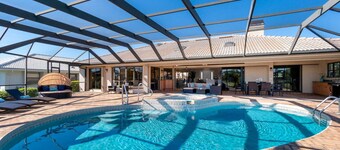 V Tropical-waterfront-free Heated Pool- Beach and Fishing Gear Bikes Kayaks