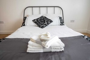 2 Schlafzimmer, Bügeleisen/Bügelbrett, WLAN, Bettwäsche