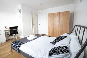 2 chambres, fer et planche à repasser, Wi-Fi, literie fournie
