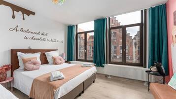 1 slaapkamer, een bureau, gratis wifi, beddengoed