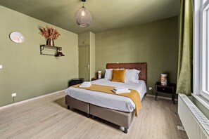 1 chambre, bureau, Wi-Fi gratuit, draps fournis