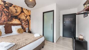 1 slaapkamer, een bureau, wifi